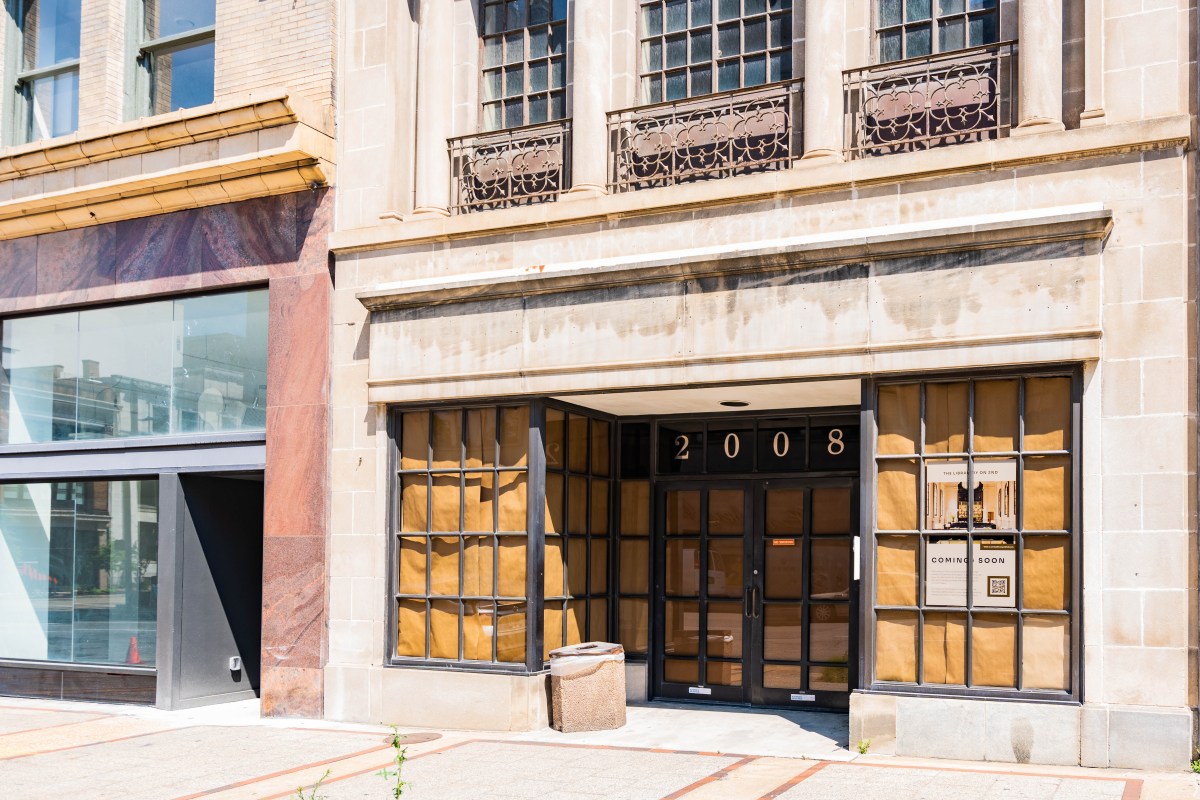 The Library on 2nd 101 NEW: cigar lounge, dog pawtique, retail development, healthy food truck + MORE