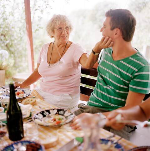 Blue Zones: different paths to longevity 
