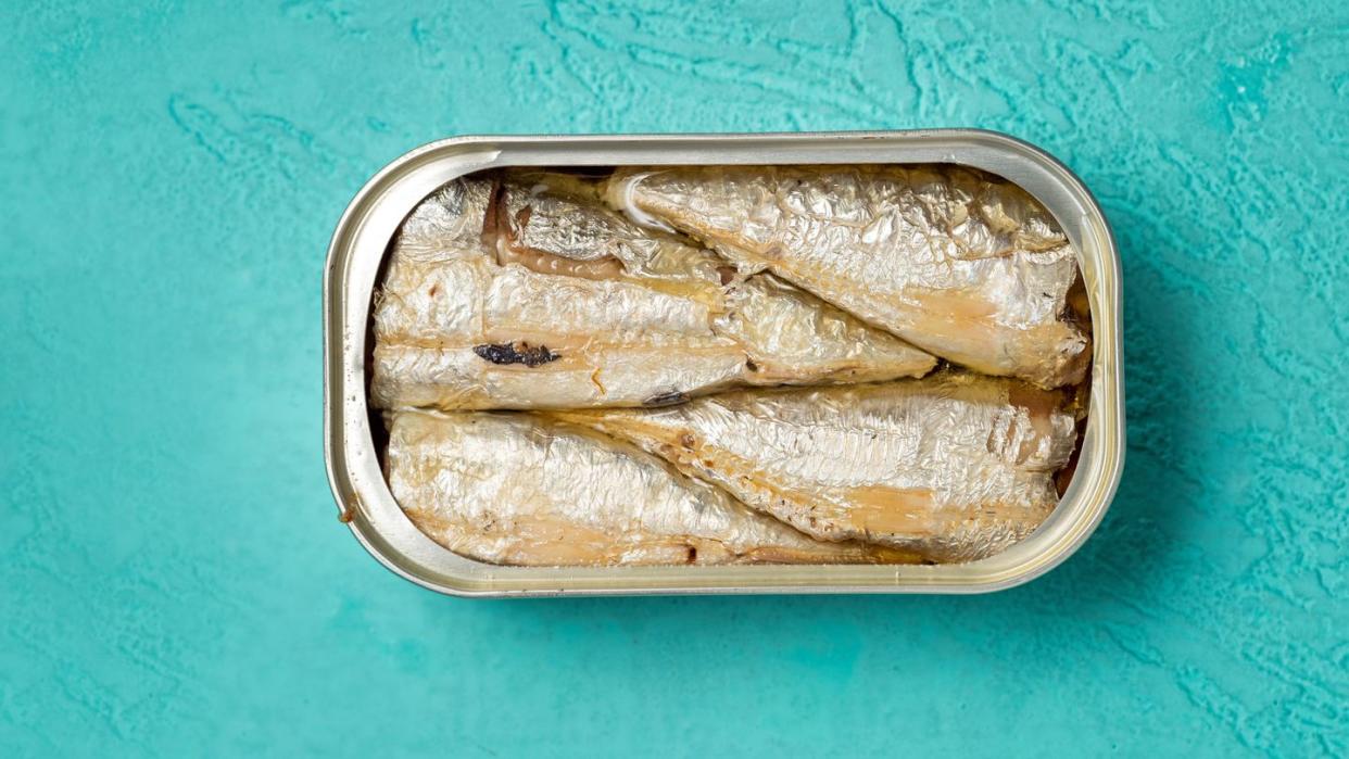 tin sardines