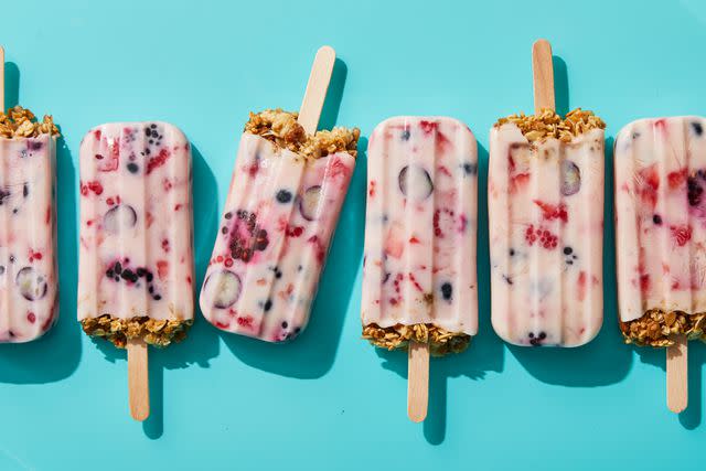 <p>EatingWell</p>